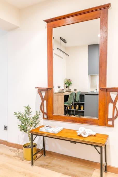 Apartamento Reformado Y Tranquilo Junto A Gran Via Madrid Extérieur photo